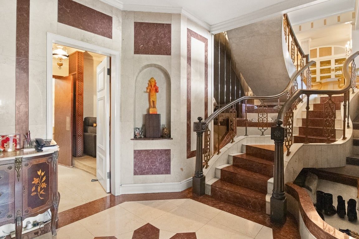 photo 20 — Woodland Heights, Mid Levels East