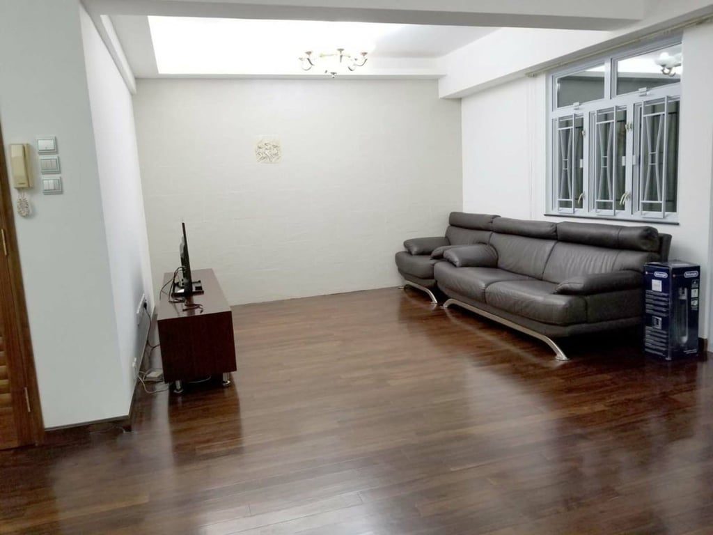 photo 2 — Sunrise Court, Tai Hang