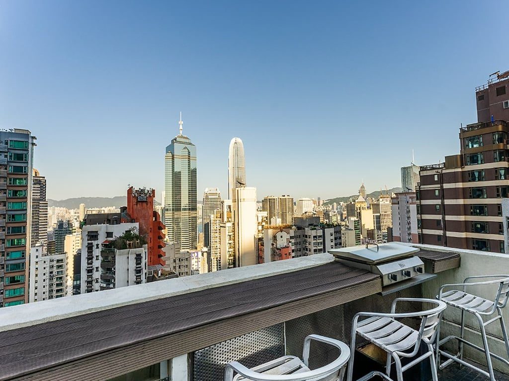 photo 2 — Woodlands Terrace, Mid Levels West