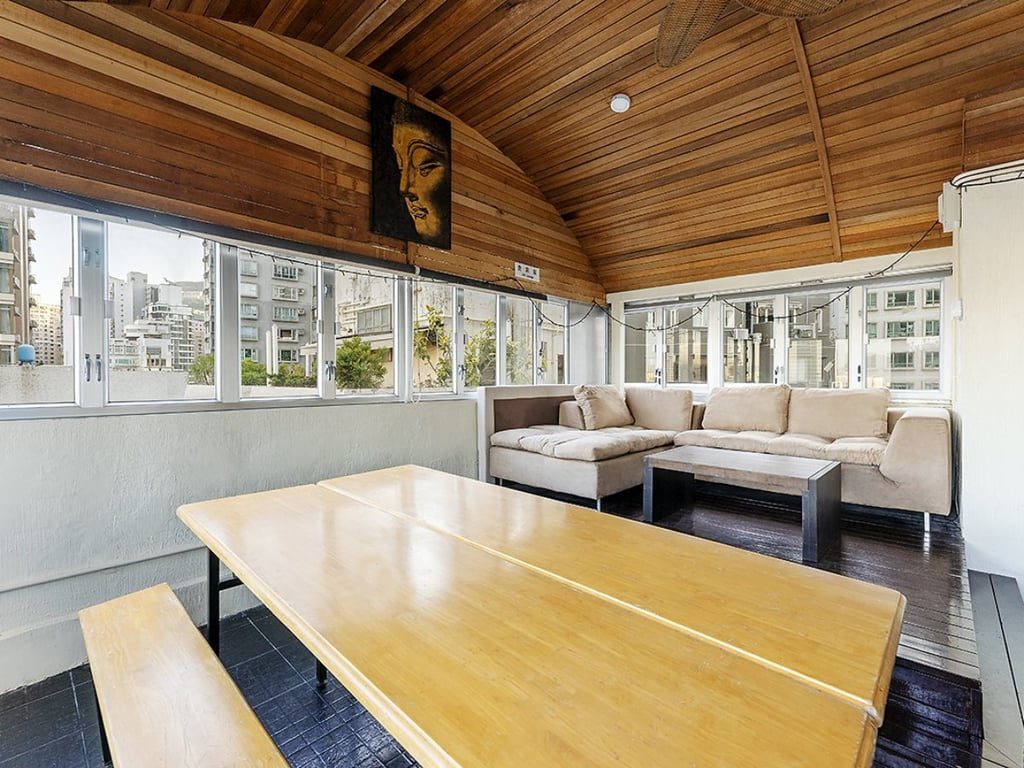 photo 4 — Woodlands Terrace, Mid Levels West
