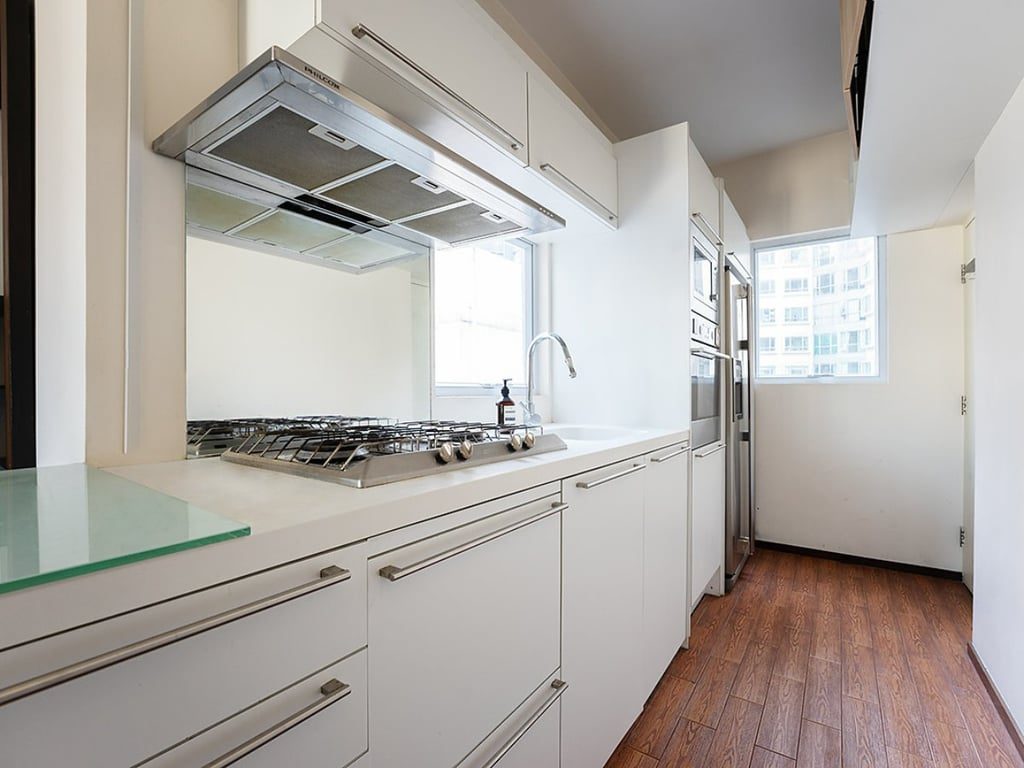 photo 9 — Woodlands Terrace, Mid Levels West