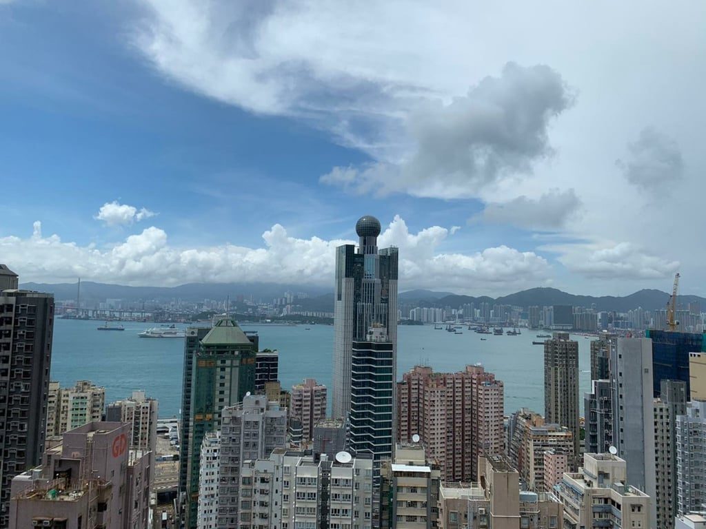 photo 7 — The Summa Twr 1, Sai Ying Pun