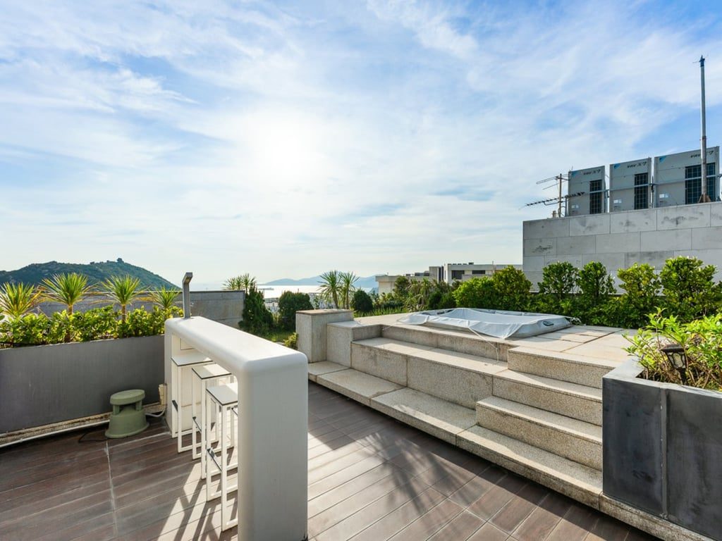 photo 34 — Horizon Drive No.1, Chung Hom Kok Road 44 46 48 & 50, Chung Hom Kok