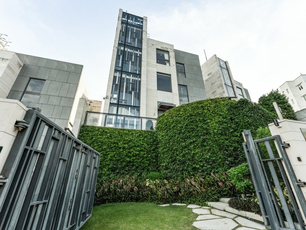 photo 5 — Horizon Drive No.1, Chung Hom Kok Road 44 46 48 & 50, Chung Hom Kok
