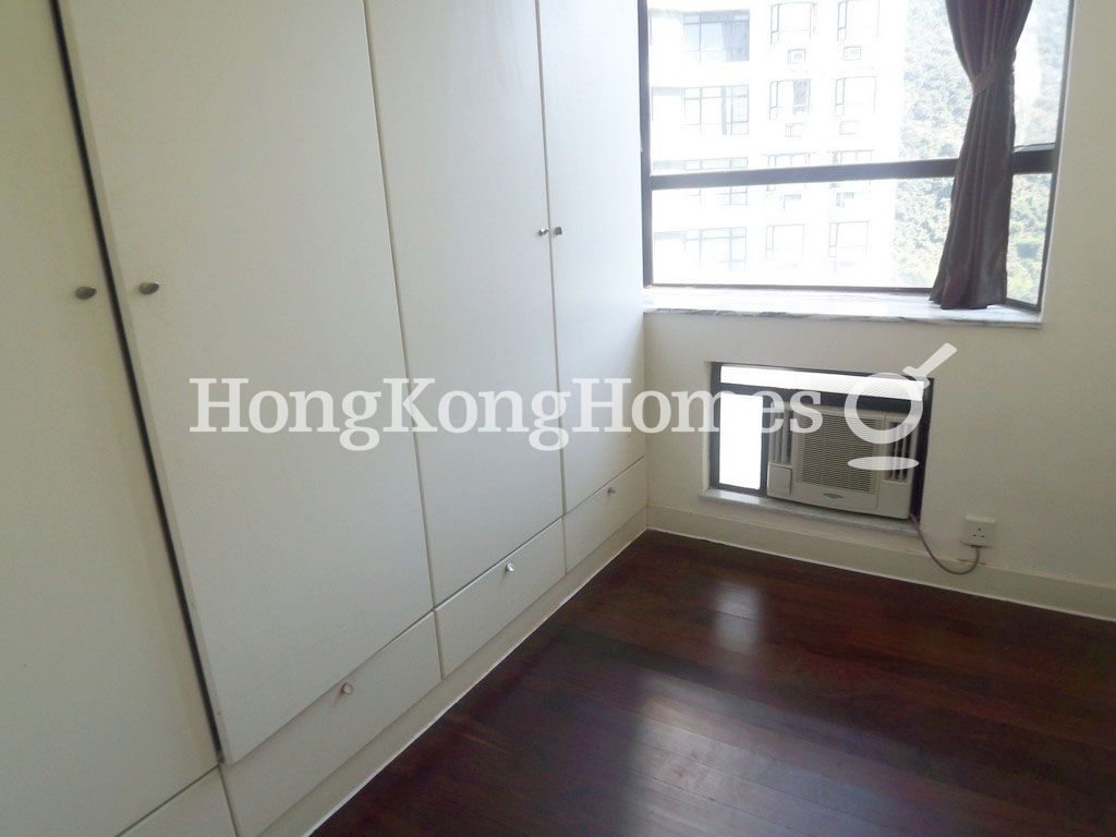 Second Bedroom — 龍華花園 1座，大坑