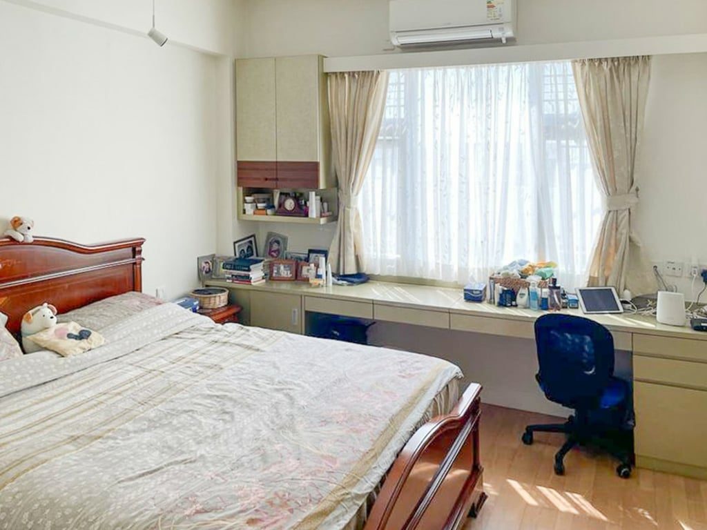 photo 3 — Glamour Court, Pok Fu Lam
