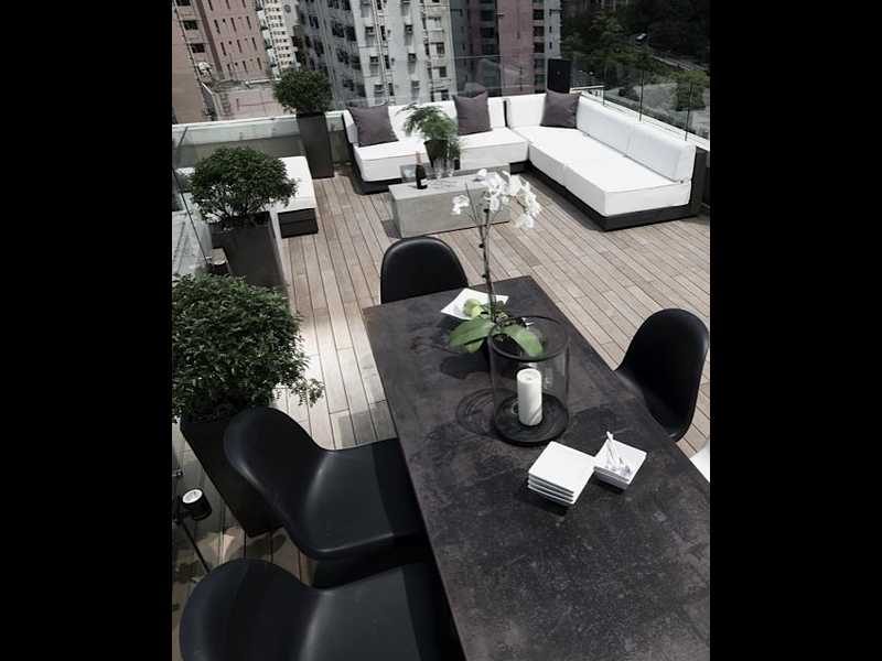 photo 8 — Wing Cheung Court, Mid Levels West