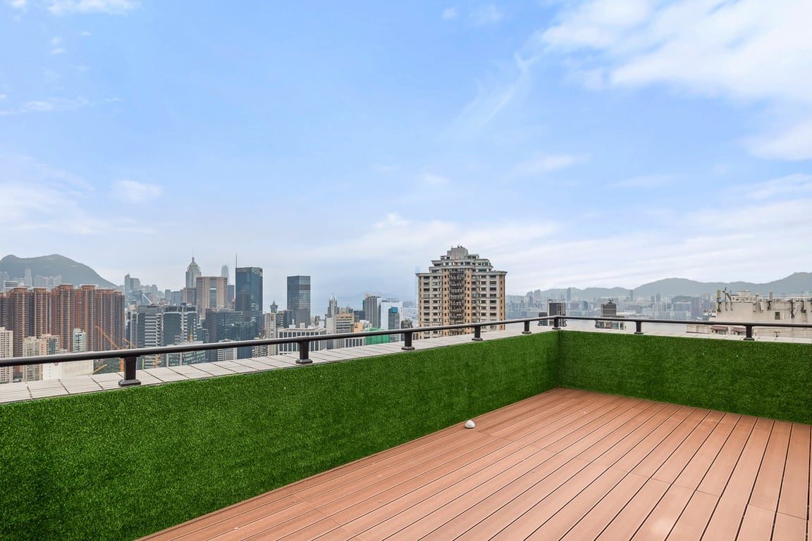 photo 3 — Carnation Court, Tai Hang