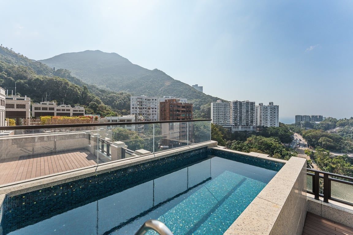 photo 1 — Mount Pokfulam, Pok Fu Lam