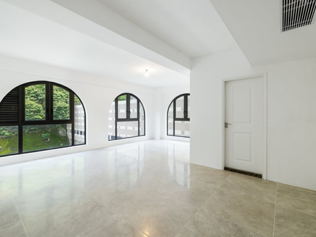 photo 23 — 72 Repulse Bay Road, Repulse Bay