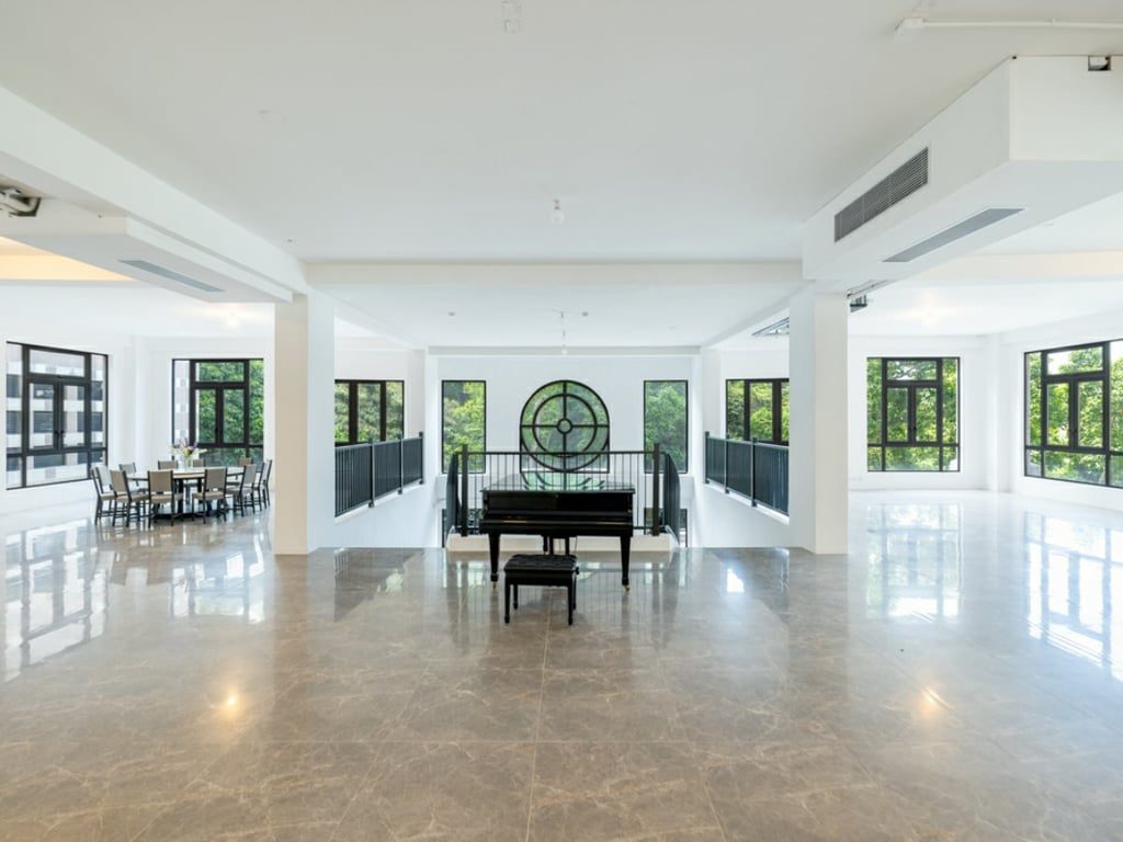 photo 4 — 72 Repulse Bay Road, Repulse Bay