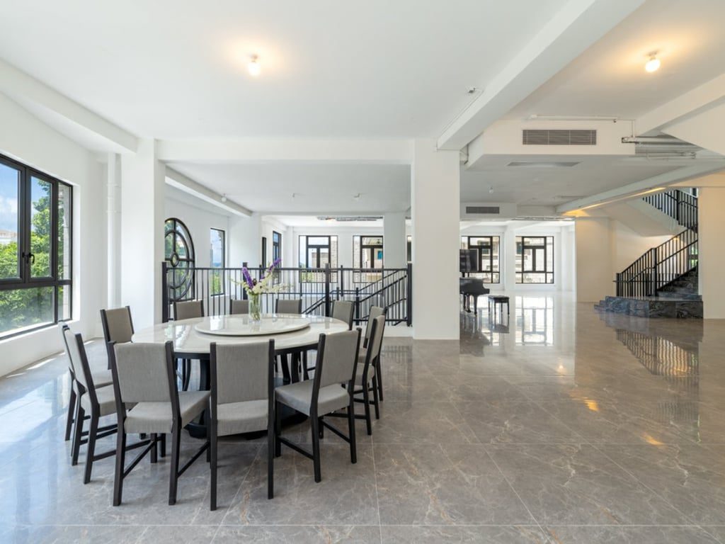 photo 6 — 72 Repulse Bay Road, Repulse Bay