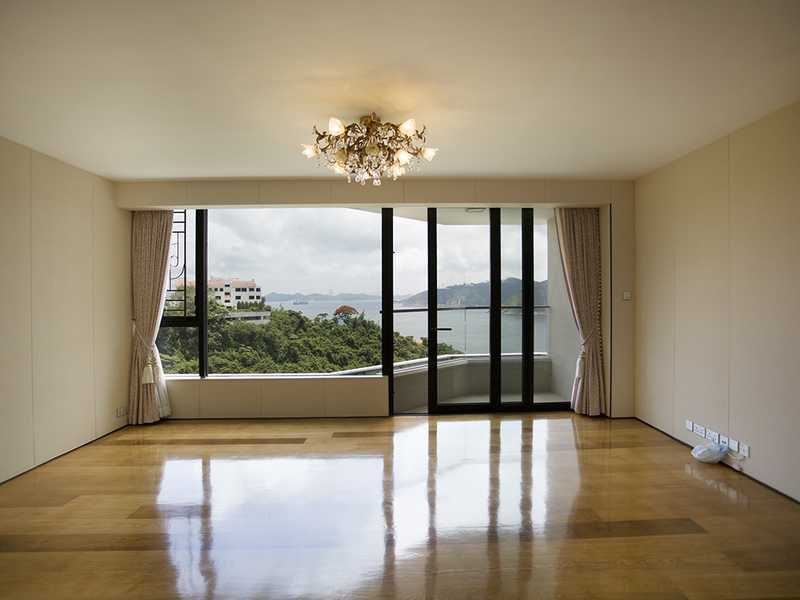 photo 1 — Belgravia, South Bay