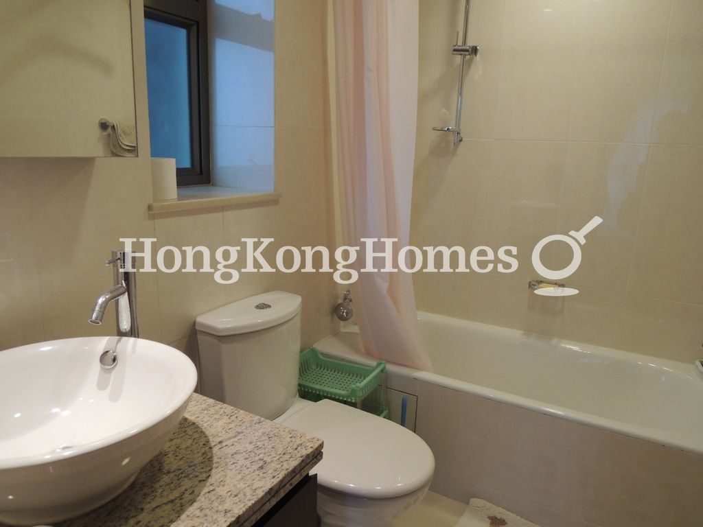 Master Bathroom — 尚翹峰 2 座，灣仔