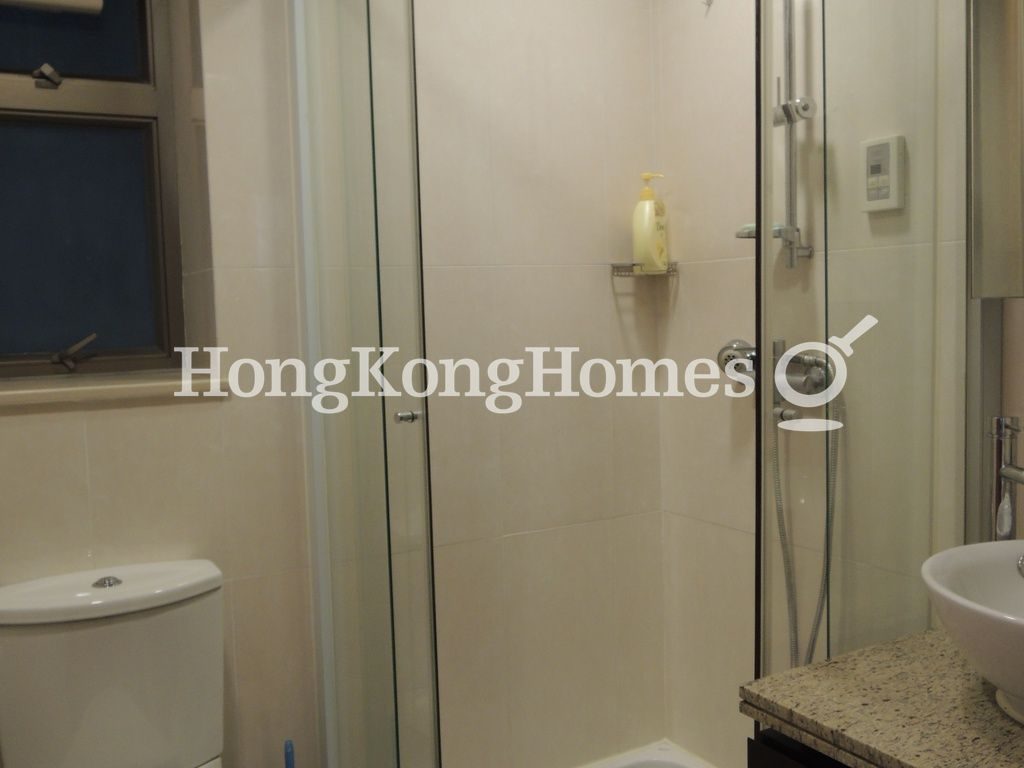 Guest Bathroom — 尚翹峰 2 座，灣仔