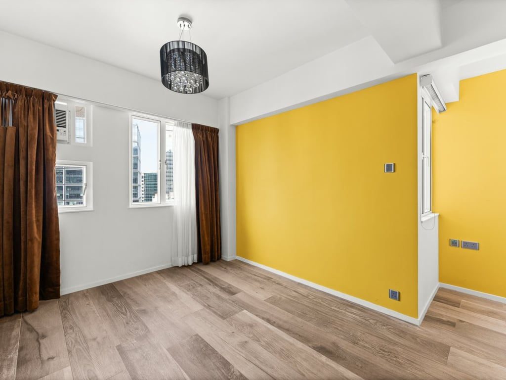 photo 9 — Braemar Terrace, North Point