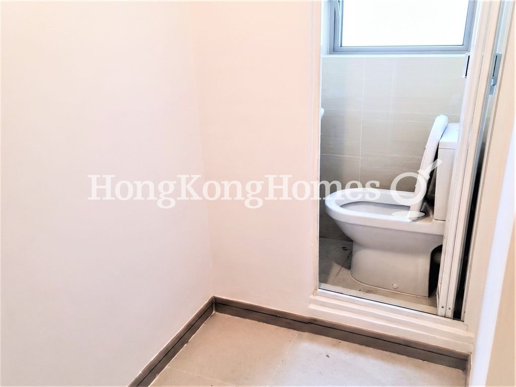 Maid's Room — 奧城西岸，大角咀