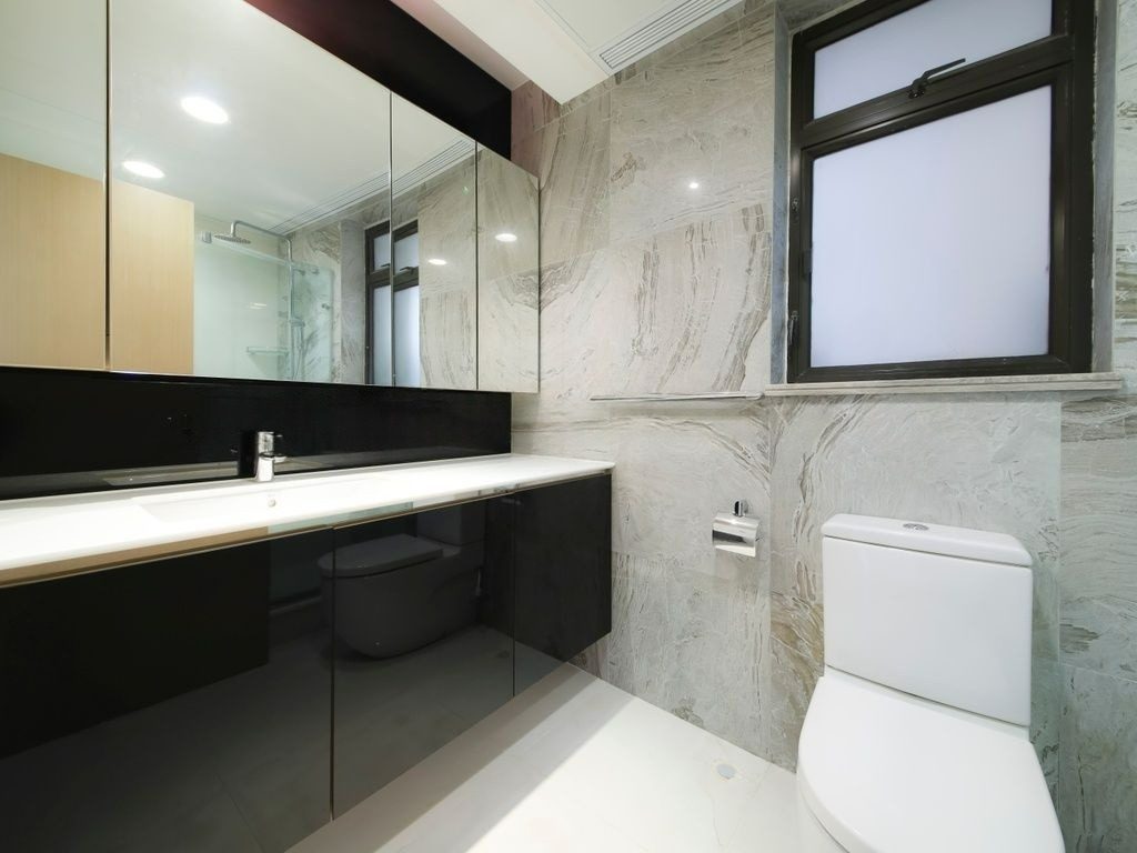 photo 5 — Tavistock II, Mid Levels Central