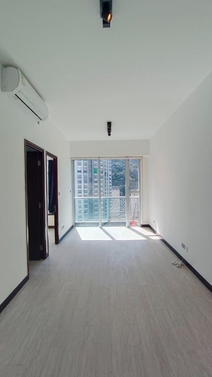 photo 1 — J Residence, Wan Chai