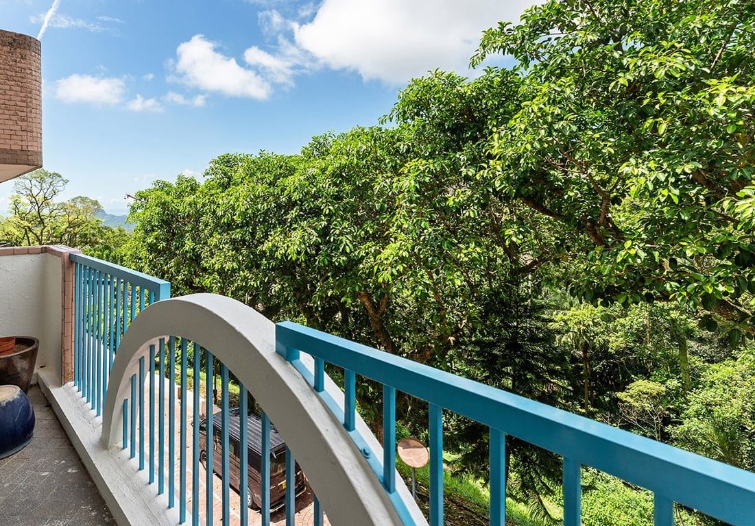 photo 3 — Stewart Terrace, The Peak