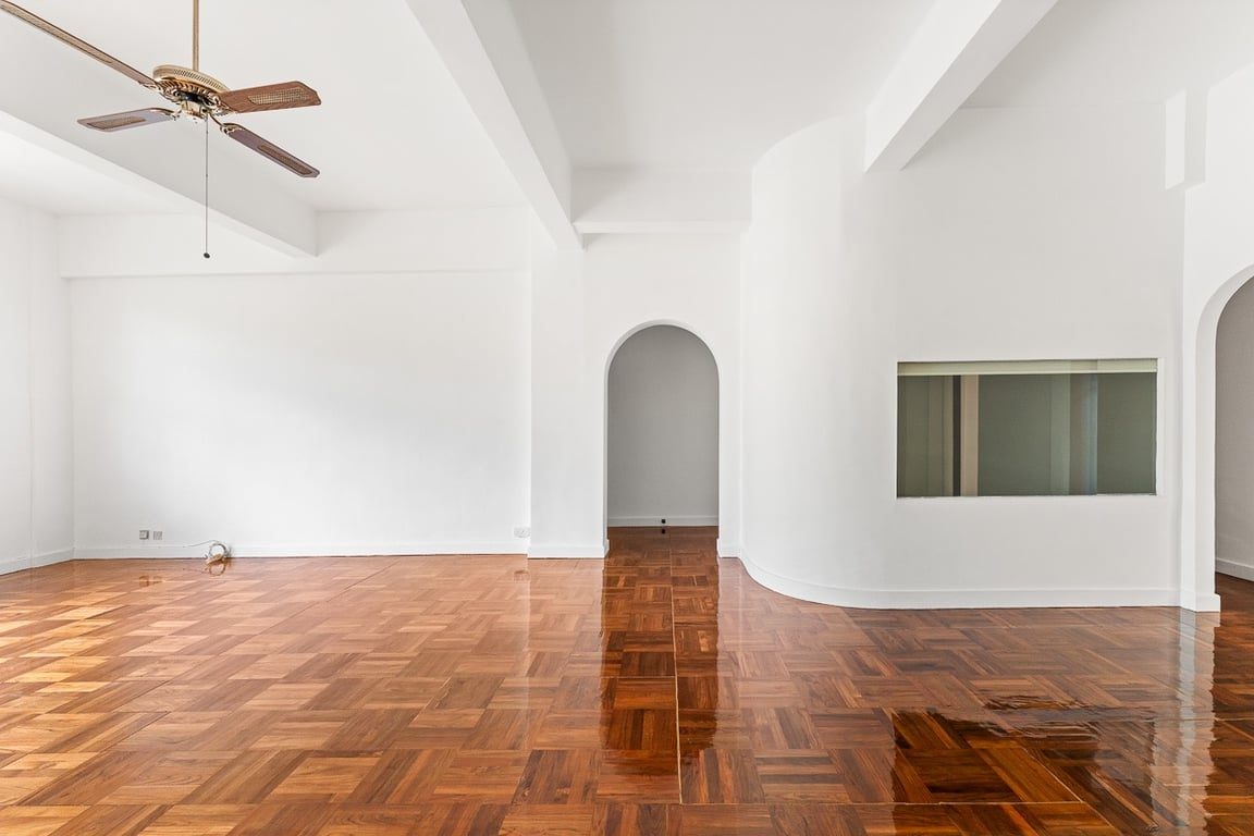 photo 5 — Stewart Terrace, The Peak
