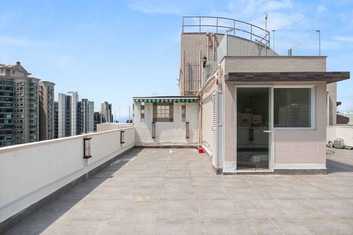 photo 20 — Elegant Terrace, Mid Levels Central