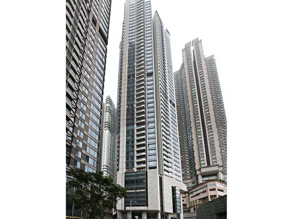 photo 14 — Azura, Mid Levels West