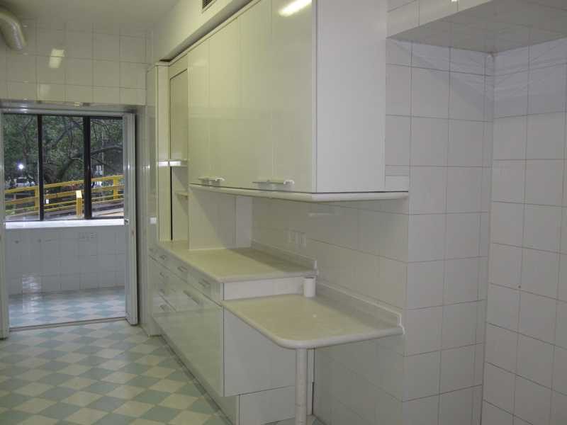 photo 4 — Estoril Court Twr 3, Mid Levels Central