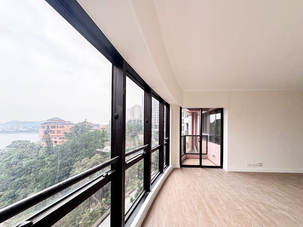 photo 3 — Pacific View, Tai Tam