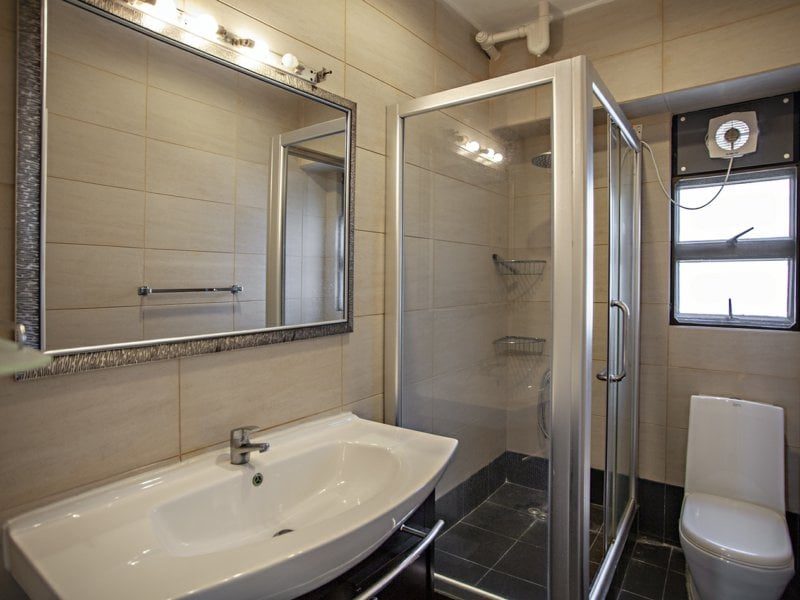 photo 5 — Dragonview Court, Mid Levels West