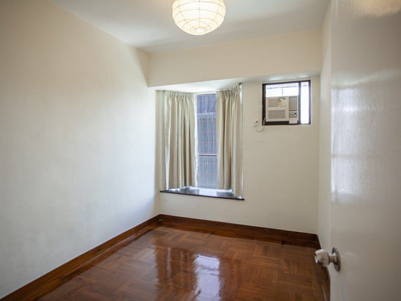 photo 6 — Dragonview Court, Mid Levels West