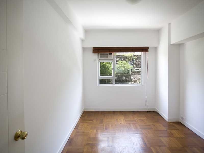 photo 7 — Realty Gardens, Mid Levels Central