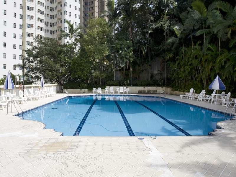 photo 8 — Realty Gardens, Mid Levels Central
