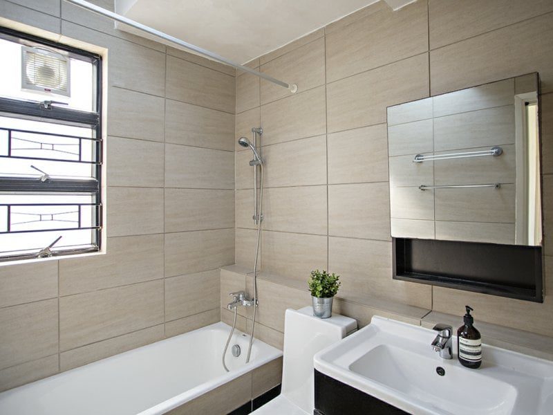 photo 10 — Elegant Terrace Twr 2, Mid Levels Central