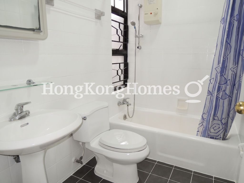 Master Bathroom — 金璧花園，西貢