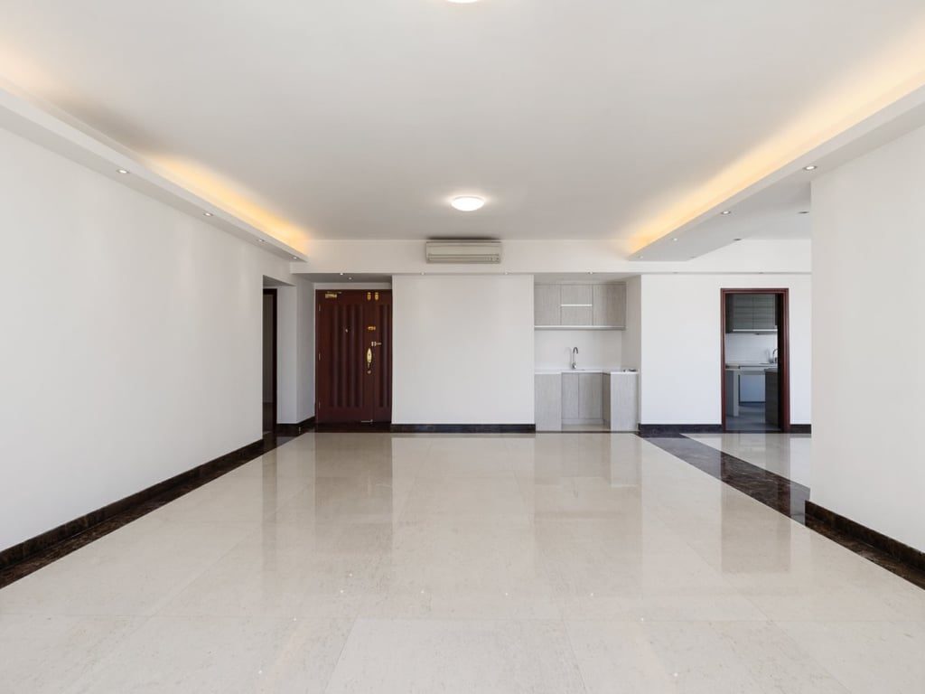 photo 3 — Chung Tak Mansion, Mid Levels Central