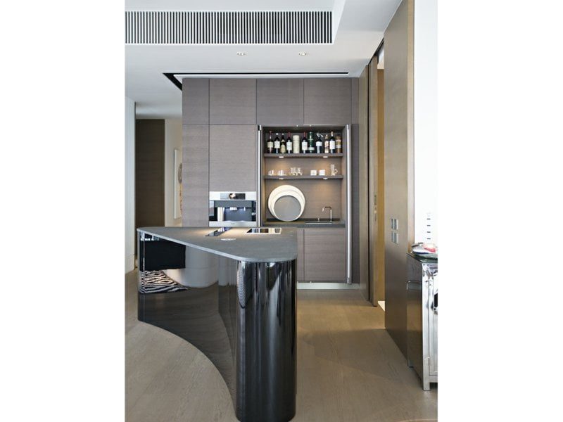 photo 4 — Argenta, Mid Levels West