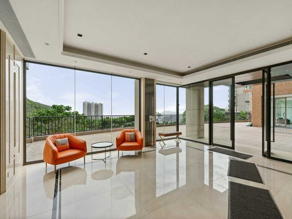 photo 8 — Ridge Court, Repulse Bay