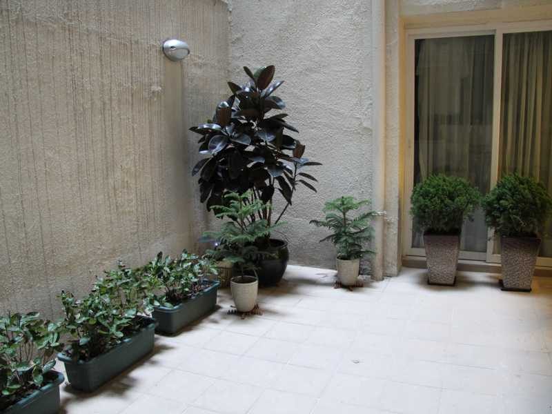 photo 4 — Best View Court, Mid Levels Central