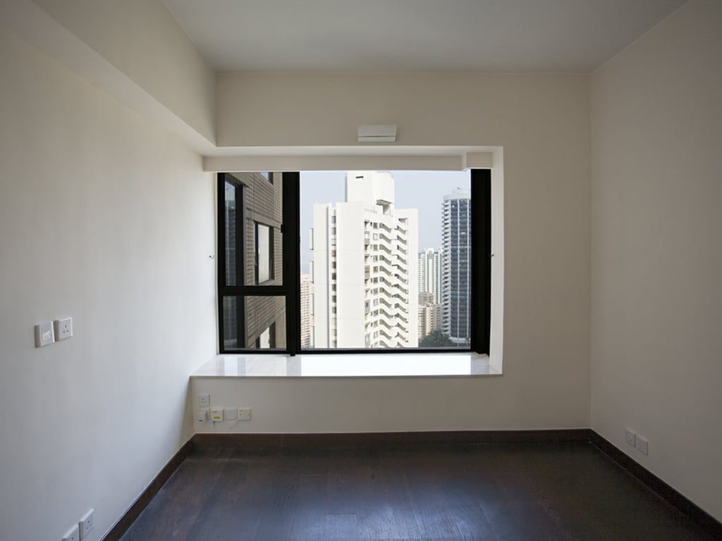 photo 5 — Tavistock II, Mid Levels Central