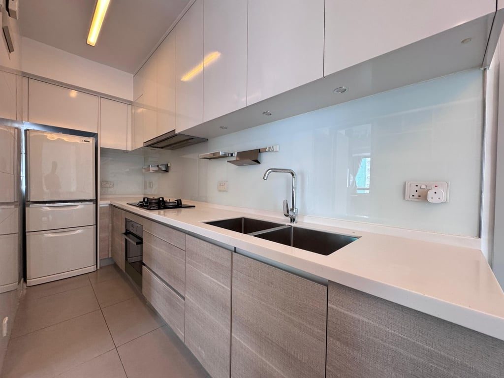 photo 5 — Rich View Terrace, Sheung Wan