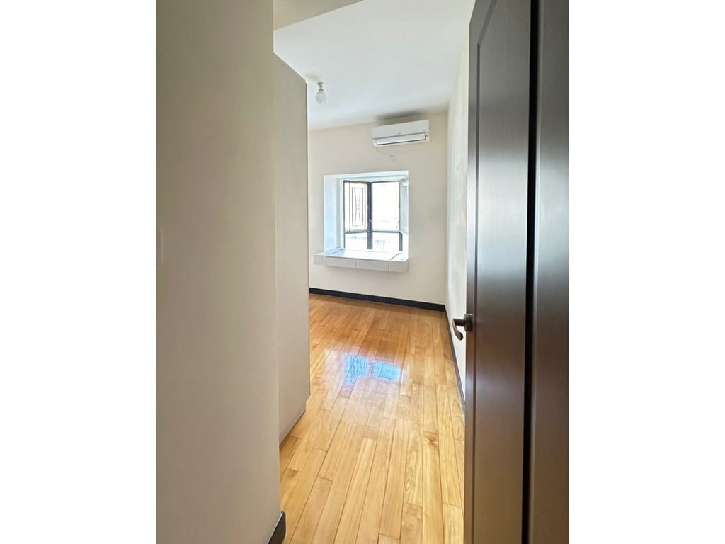 photo 13 — Beverly Hill Blk C, Happy Valley