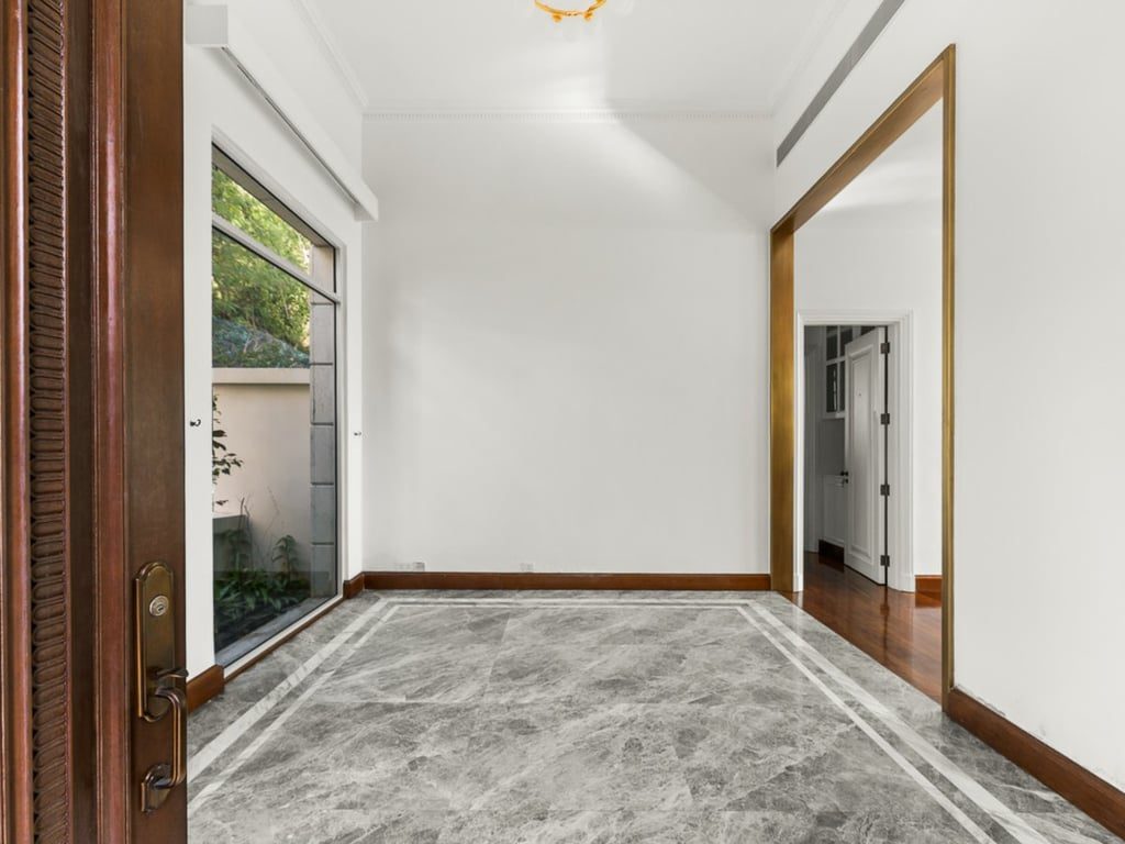 photo 21 — 110 Repulse Bay Road, Repulse Bay