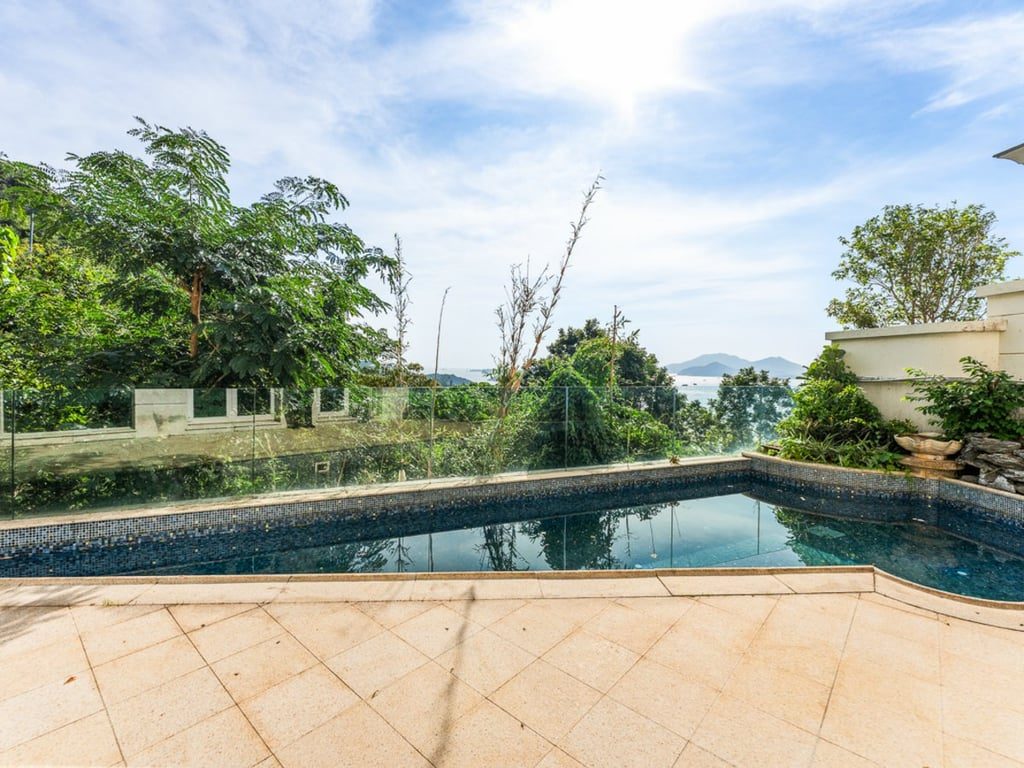 photo 8 — 110 Repulse Bay Road, Repulse Bay