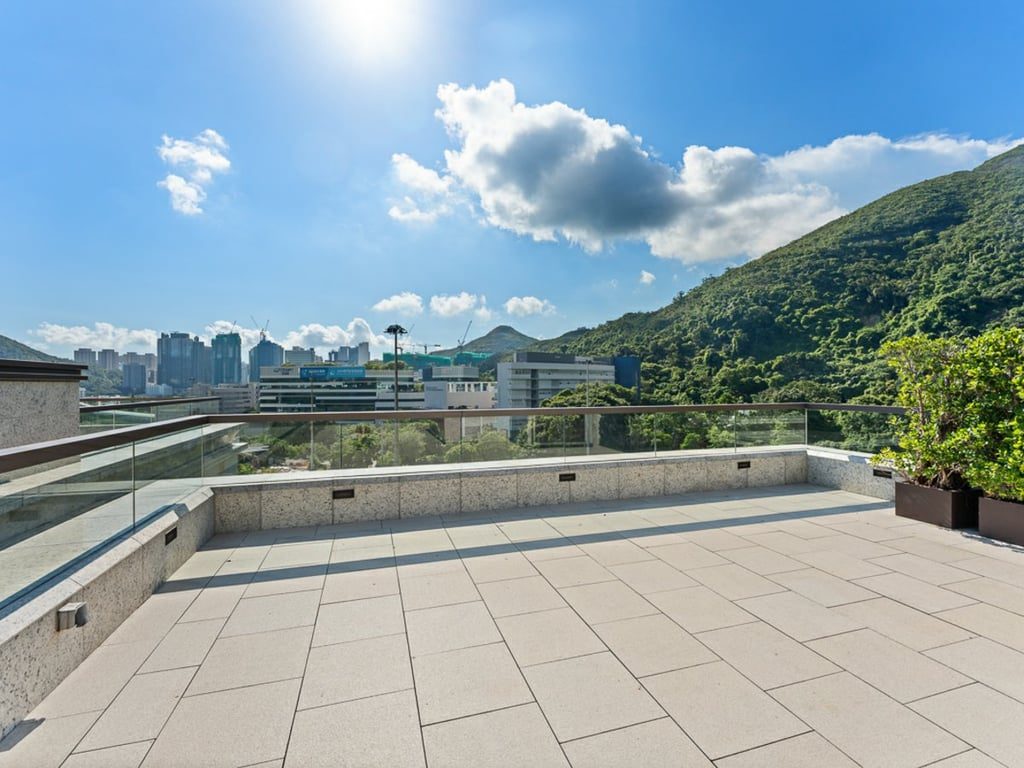 photo 6 — No. 15 Shouson, Shouson Hill