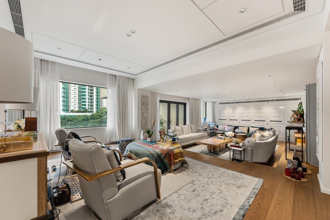 photo 4 — Grenville House, Mid Levels Central