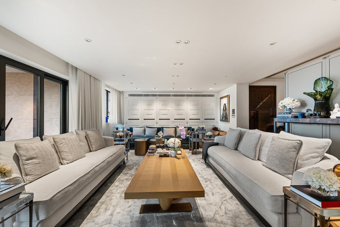 photo 8 — Grenville House, Mid Levels Central