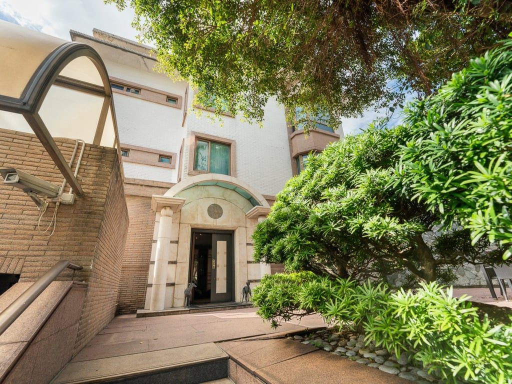 photo 3 — 5 Moorsom Road, Jardine S Lookout