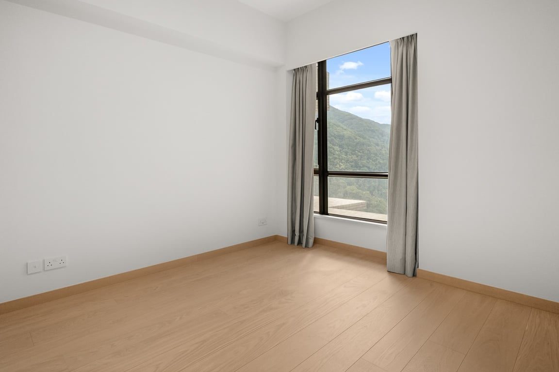 photo 12 — Fortuna Court, Repulse Bay