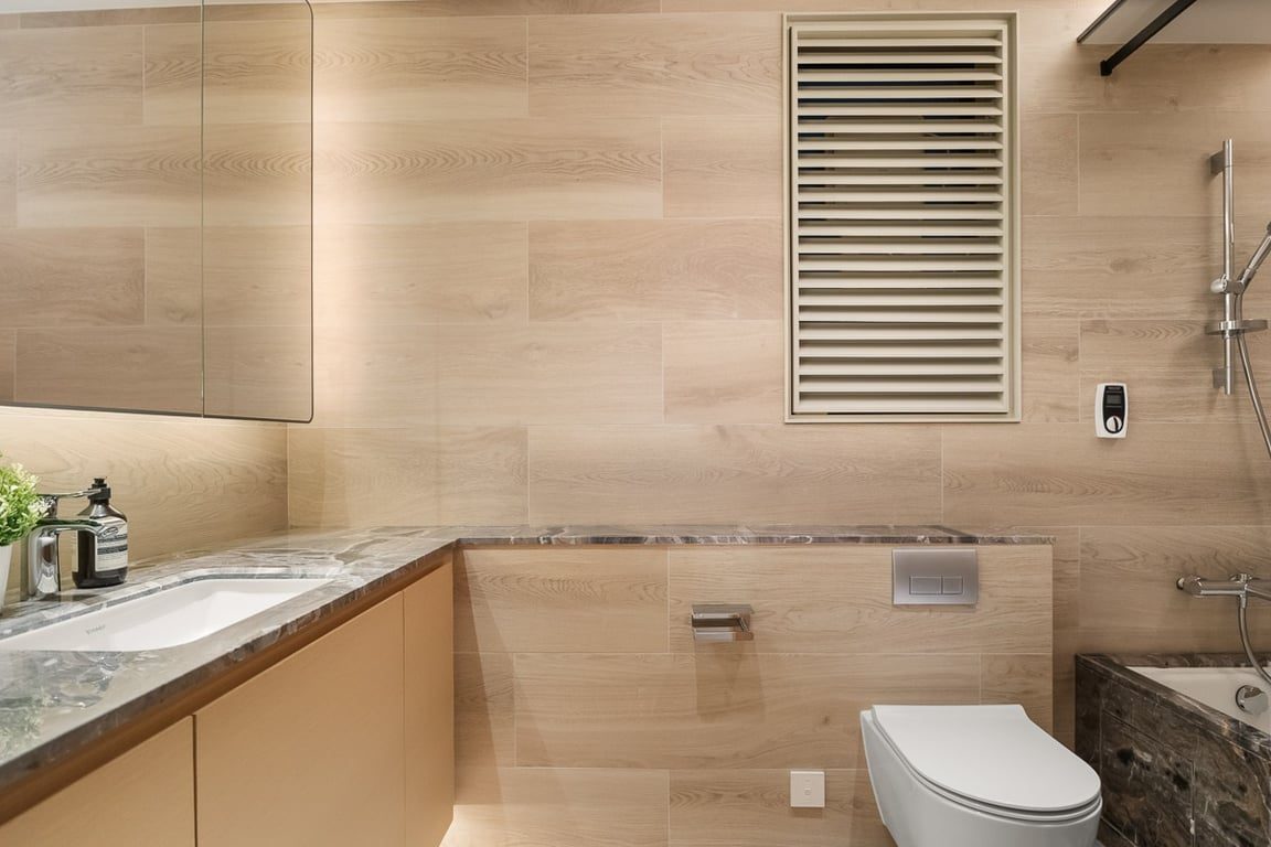 photo 15 — Fortuna Court, Repulse Bay